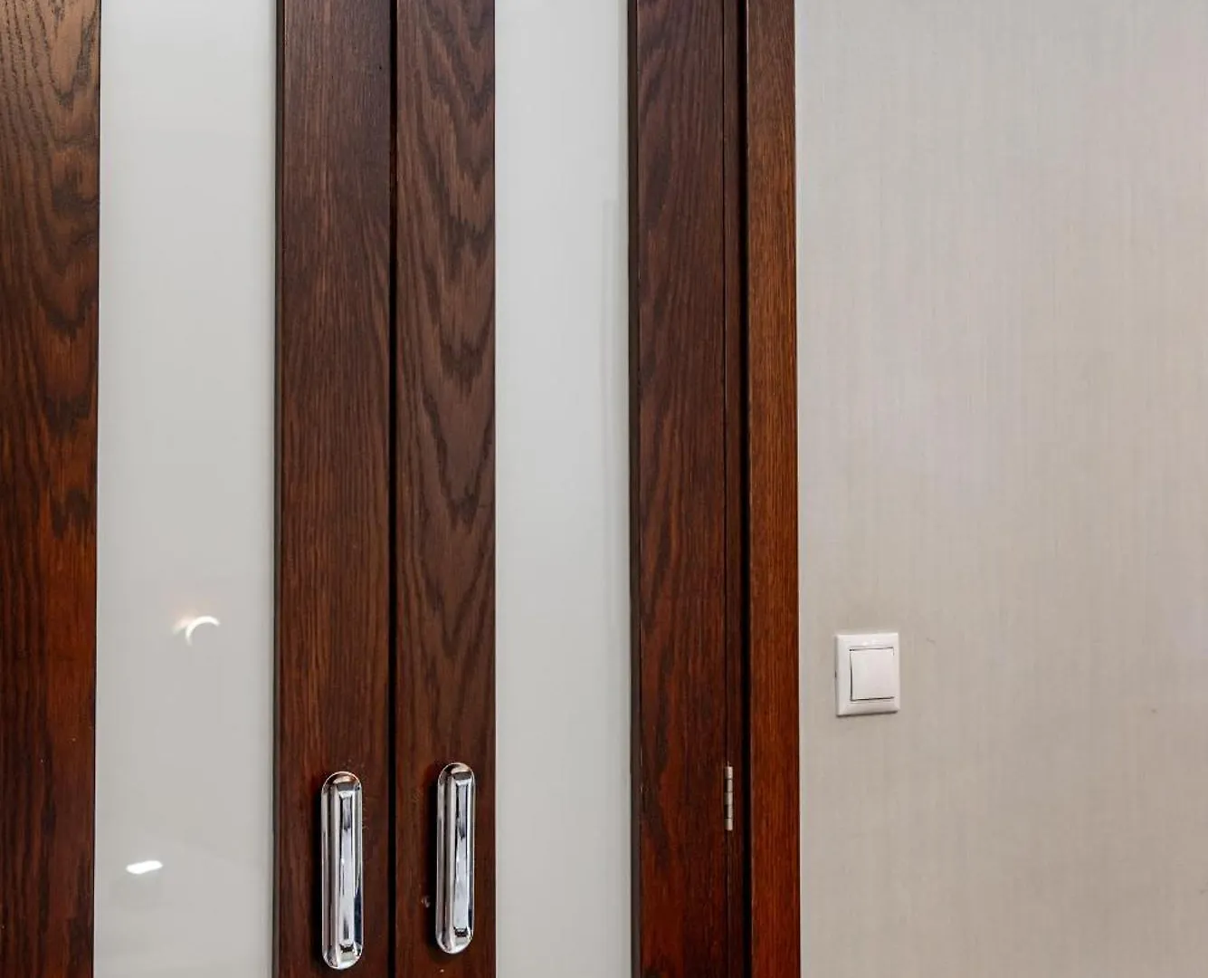 Spacious 3-Bedroom Apartment With Wifi, Ac In Charming Kalamaria - Mountain View Saloniki